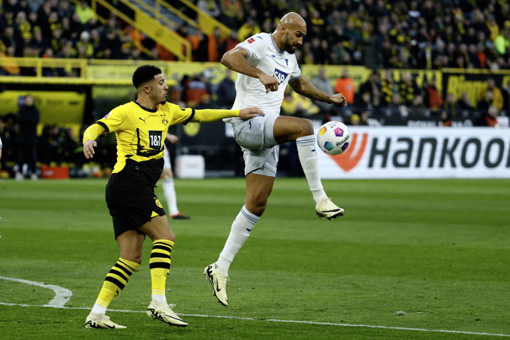 包含多特蒙德将在对阵霍芬海姆的比赛中角逐胜负的词条