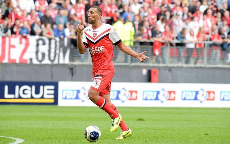 西欧劲旅客场大胜，赢得关键胜利的简单介绍