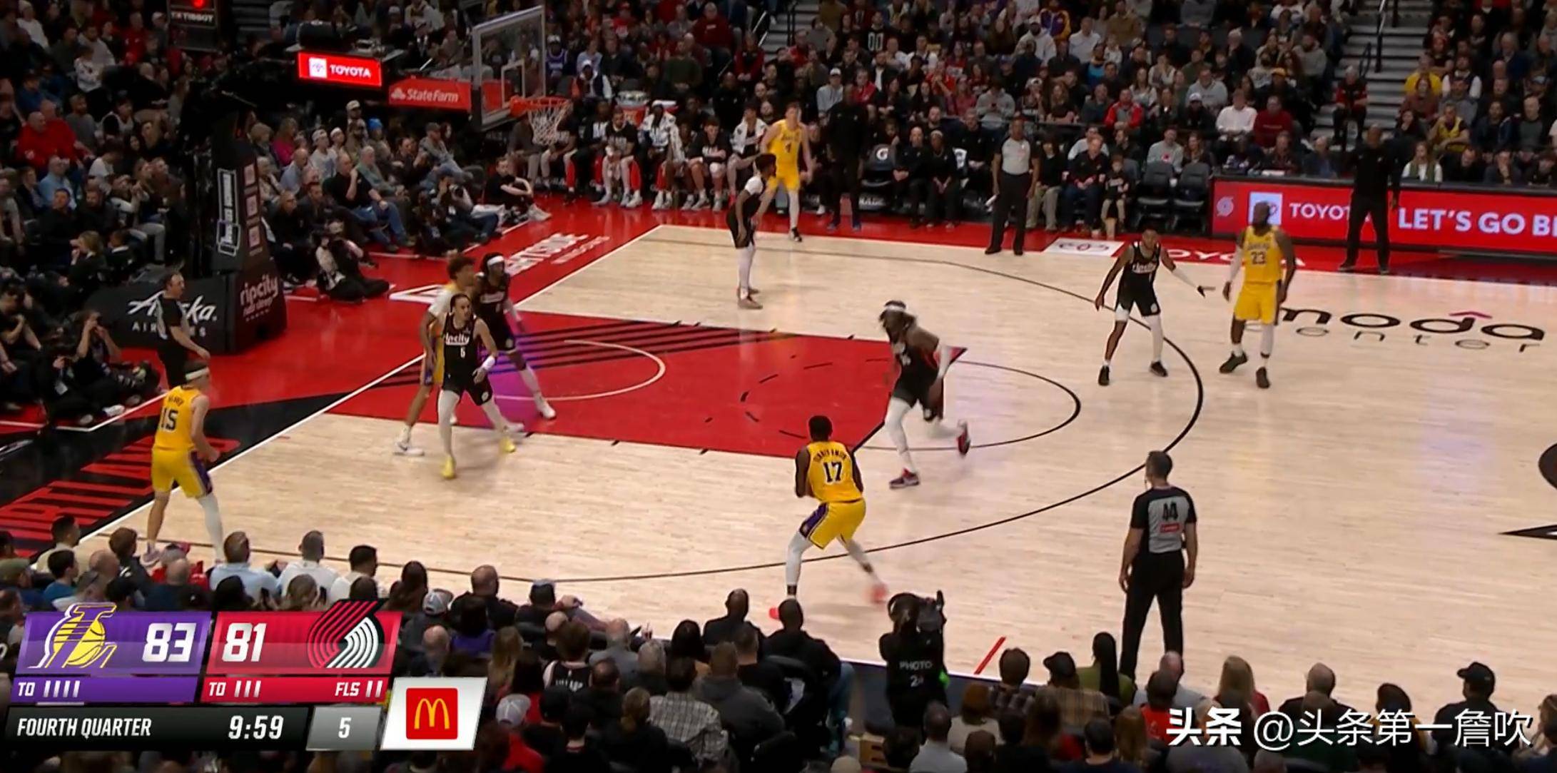 湖人再胜开拓者，终结两连败