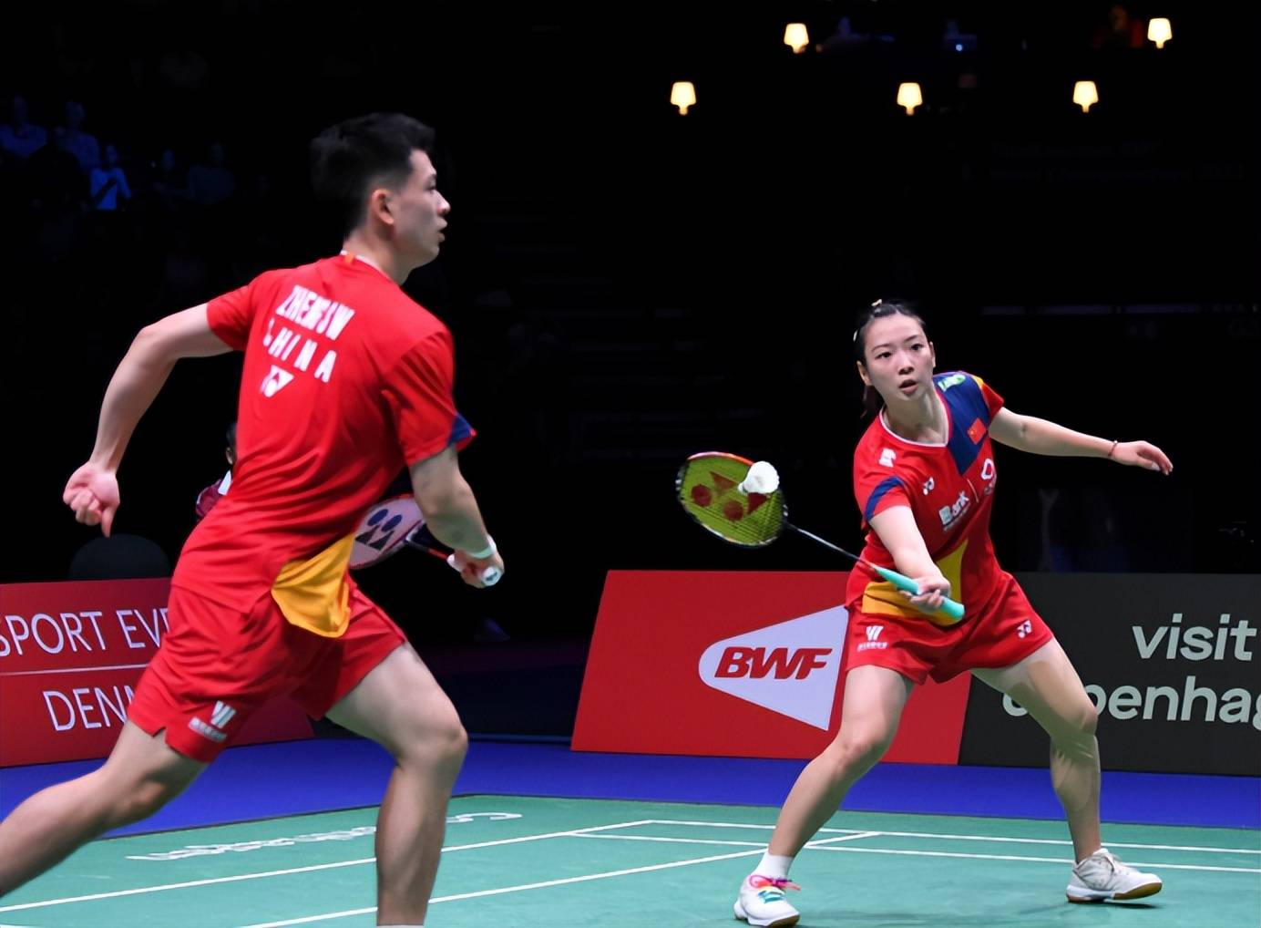 爱游戏官网入口-关于武汉羽毛球队员精准发挥，成功夺冠的信息