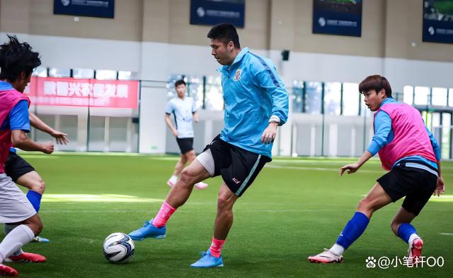 爱游戏官网-创造历史纪录！中国球队逆袭晋级半决赛