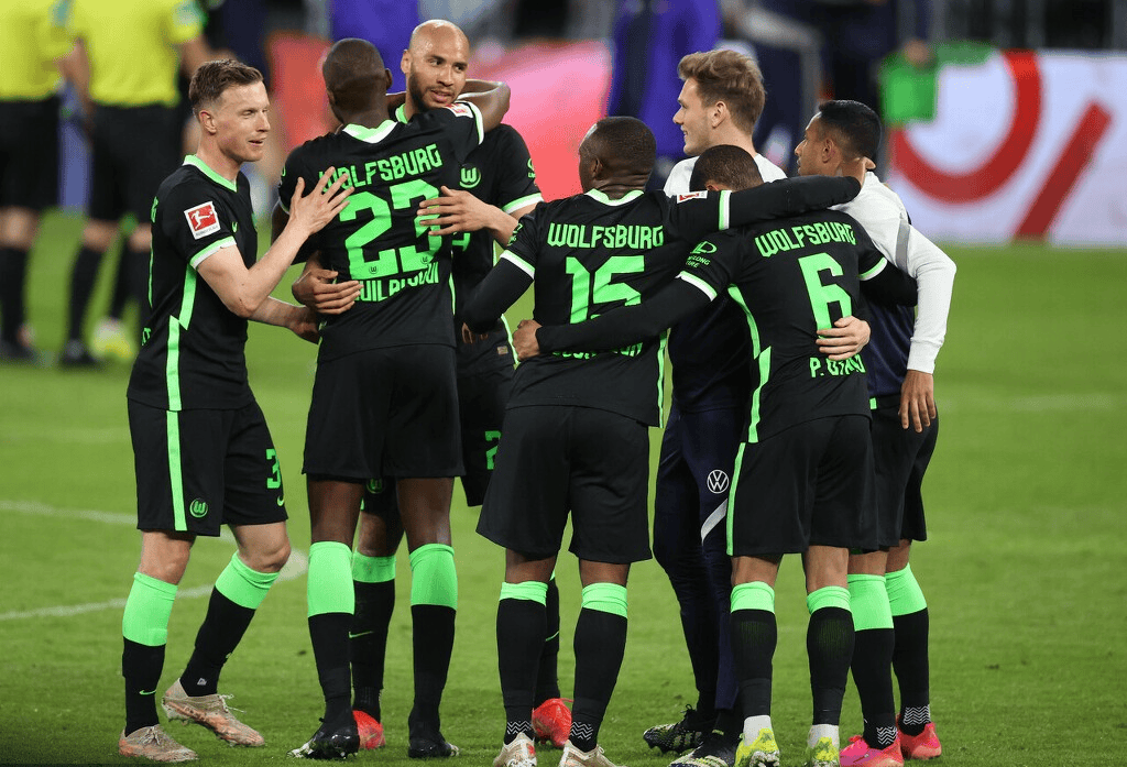 爱游戏官网登录网址-关于沃尔夫斯堡大胜扩大空间，德甲前景一片光明的信息