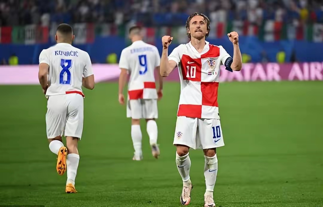 克罗地亚队战胜对手,稳居榜首 克罗地亚队战胜对手,稳居榜首