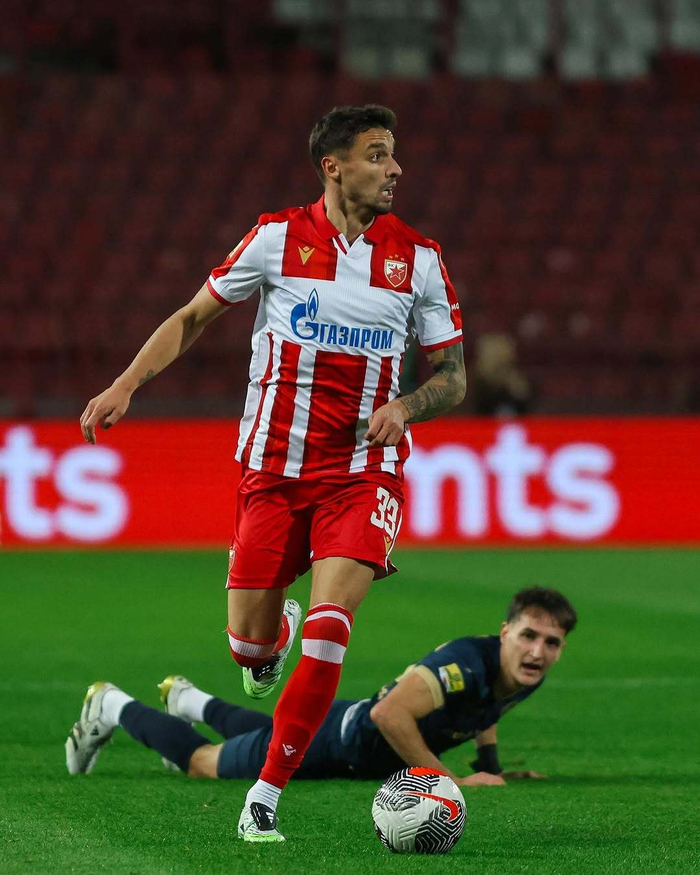 爱游戏网页版入口-贝尔格莱德红星客场成功保级